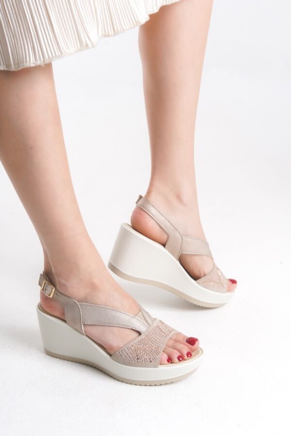 İmac Kadın Deri Şampanya Taş Detaylı Günlük Spor Sandalet 000212595 - Görsel 5